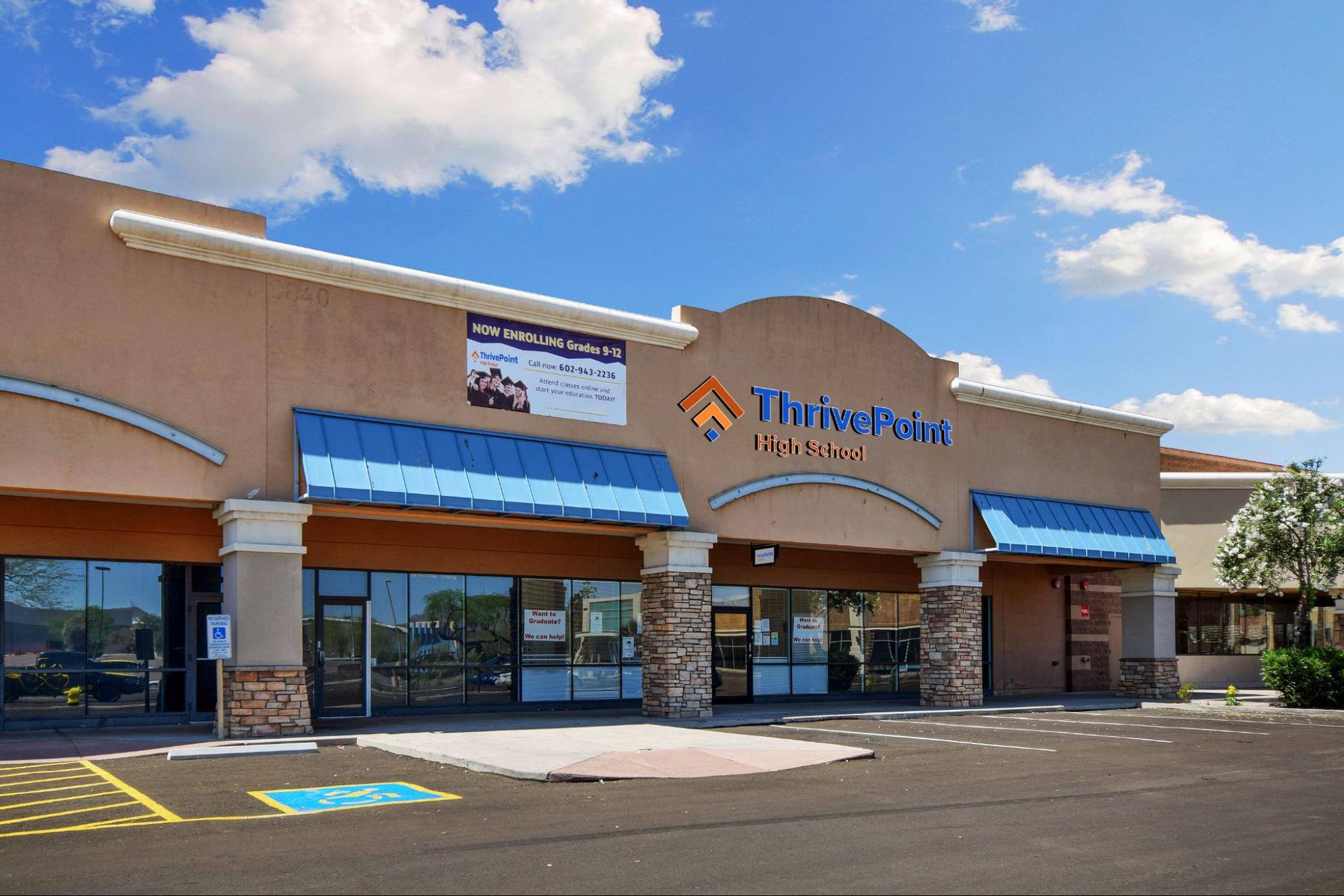 Exterior del instituto ThrivePoint de Phoenix